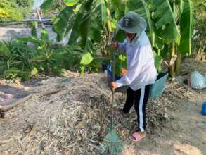 Mulsh is used to stop the garden drying out