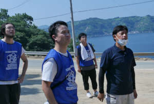 Residents and volunteers who lose their words by l