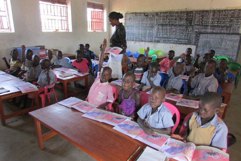 Build School Library & Storeroom for 650 Students