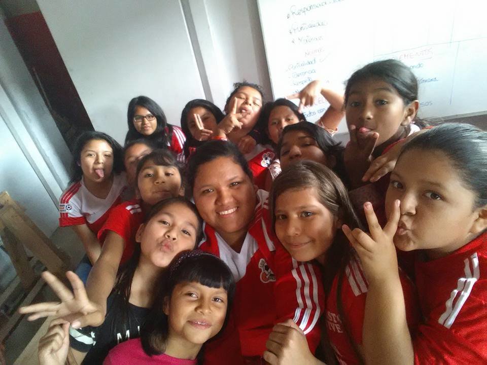 Empower girls from violent areas of Callao