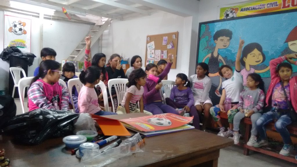 Empower girls from violent areas of Callao