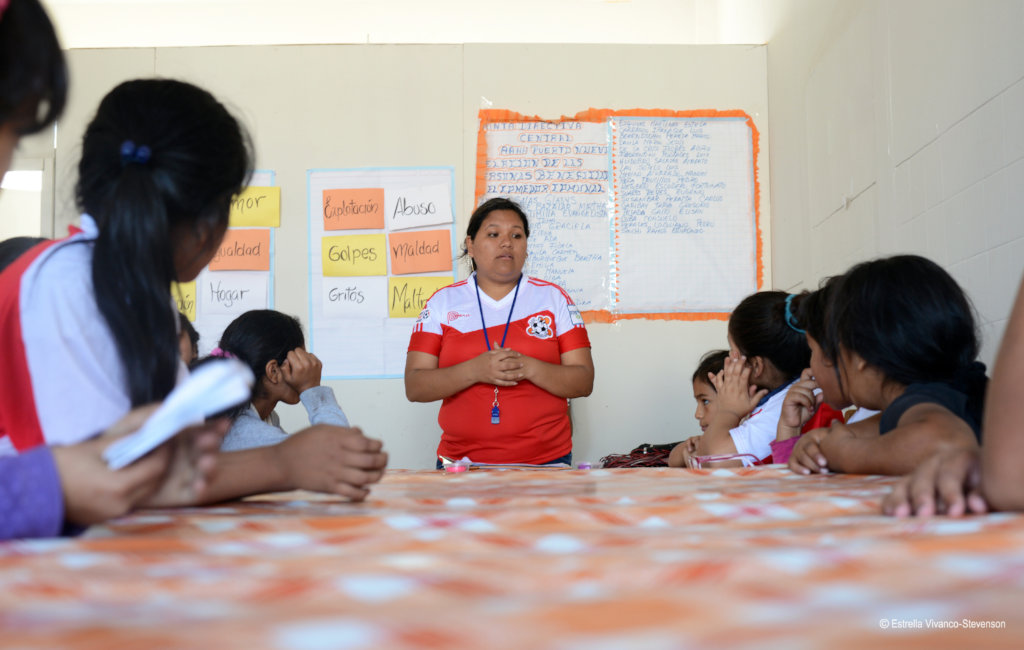 Empower girls from violent areas of Callao