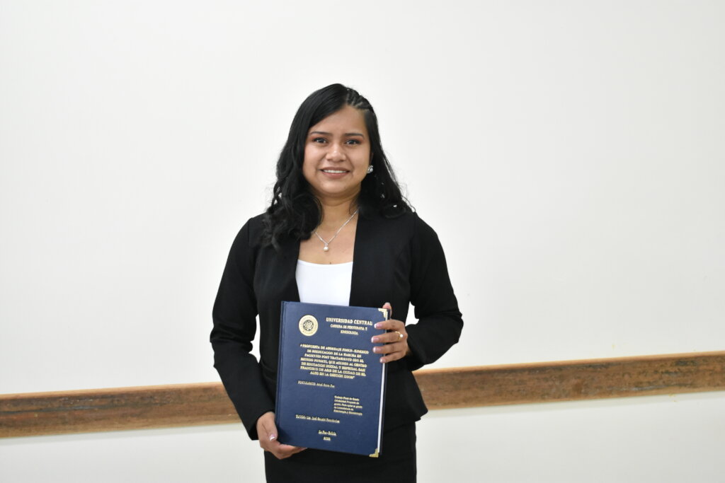 Give the Gift of Education to Bolivian Girls