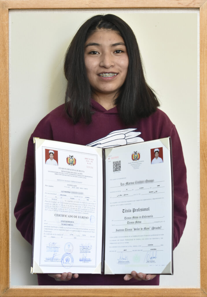 Give the Gift of Education to Bolivian Girls