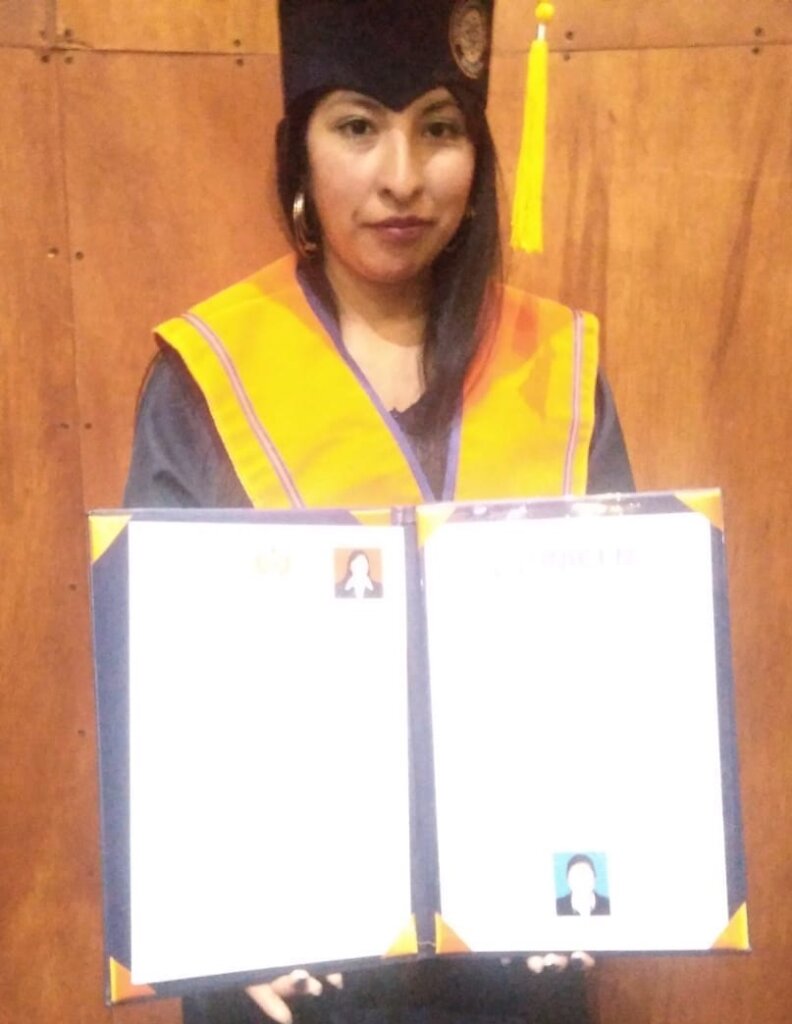 Give the Gift of Education to Bolivian Girls