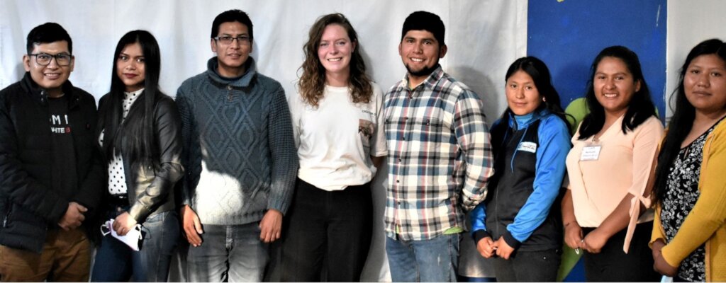 Give the Gift of Education to Bolivian Girls