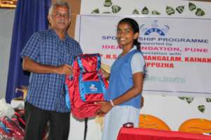 School Kit _distribution