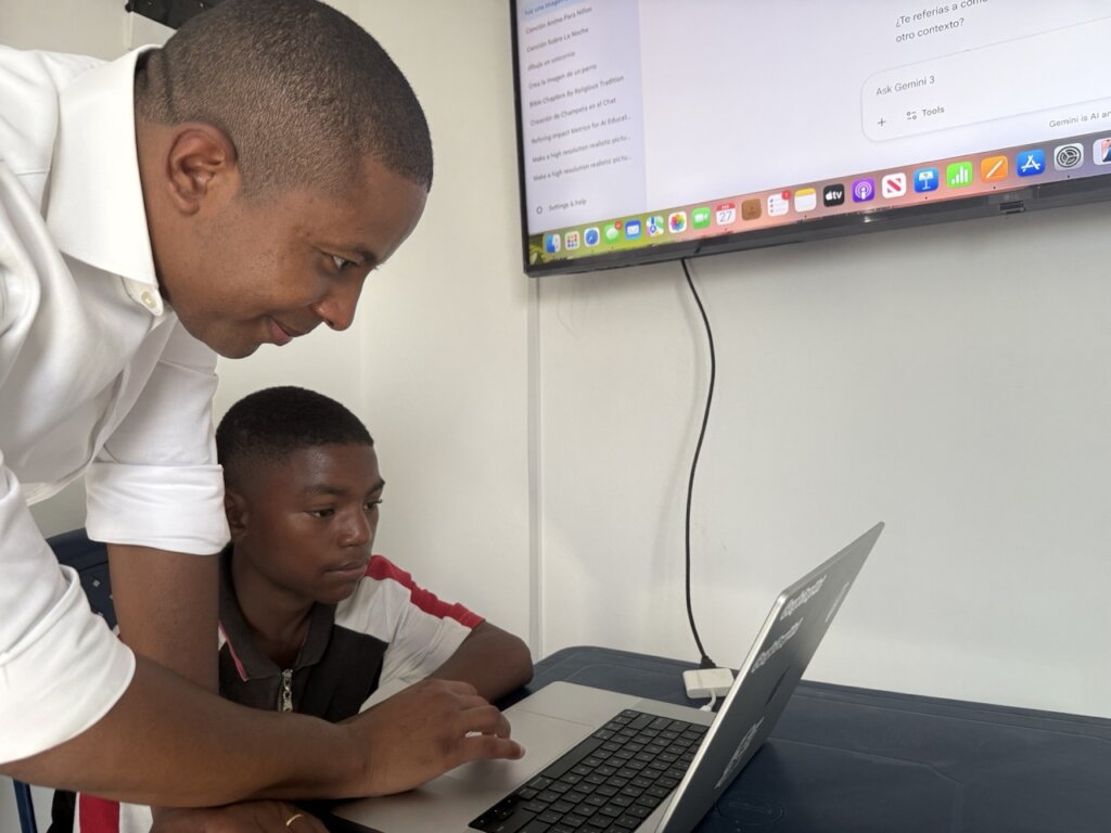 Software Engineer Mentors Child in AI
