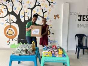 Mother Receiving Food Kit