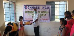 Distribution of new dresses