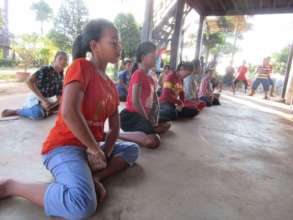 Learning Khmer dance SCC school Siem Reap.