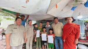 Authority and SCC handed over birth certificates