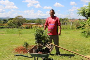Tree planting at a community park in Mococa (2018)