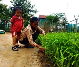 Thida with her mother