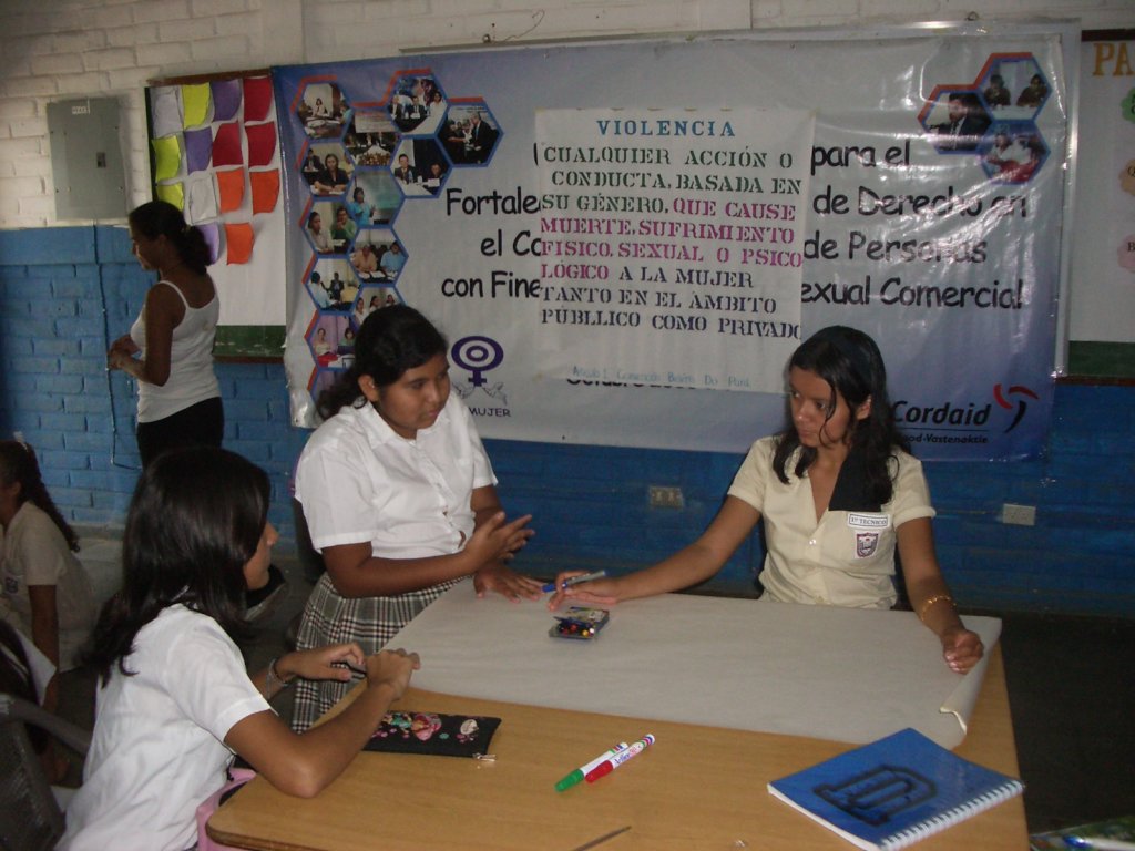 CHANGE THE LIFE OF 300 SALVADORAN SCHOOL GIRLS