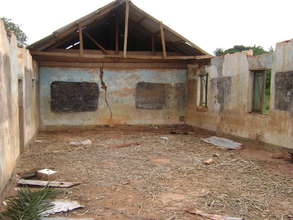 Clear front view of the blowned classroom