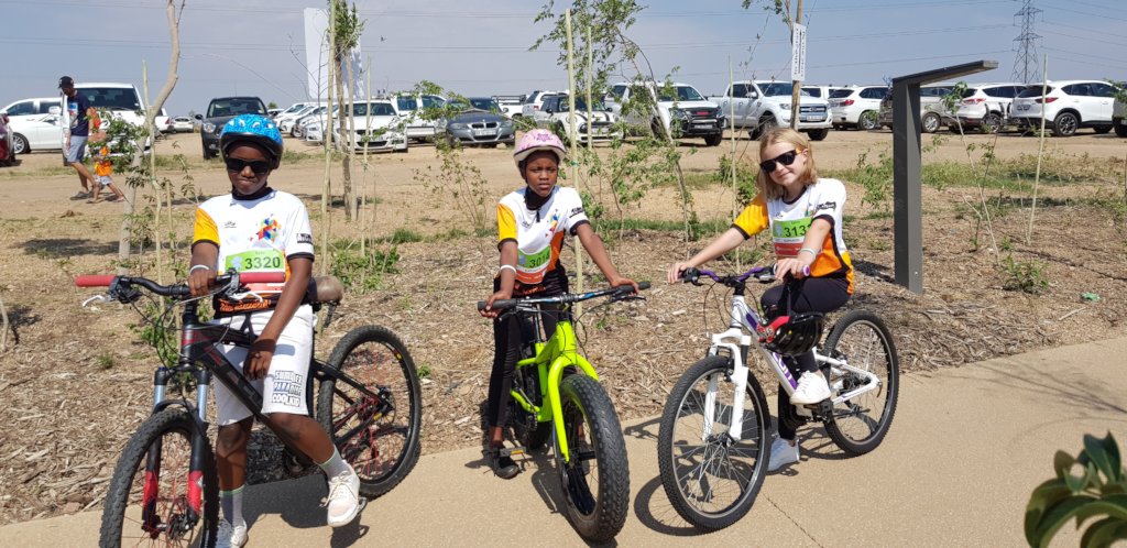 Two Thandanani Children in a Cycling Fundraiser