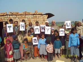 Grateful laborers and kids in Hathin block, Mewat