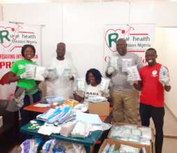 Lifesaving Kits Volunteers