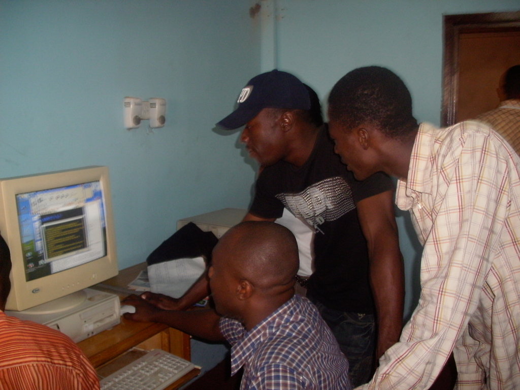 PROVIDE ICT TRAINING FOR 300 UNSKILLED YOUTH