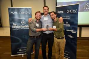 Aaron and Dylan receiving the "ISHOW" award