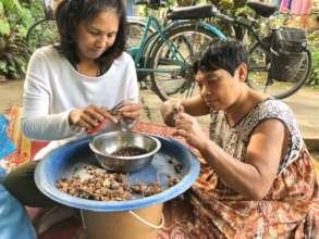 Preparing tamarind at the Women's Health House