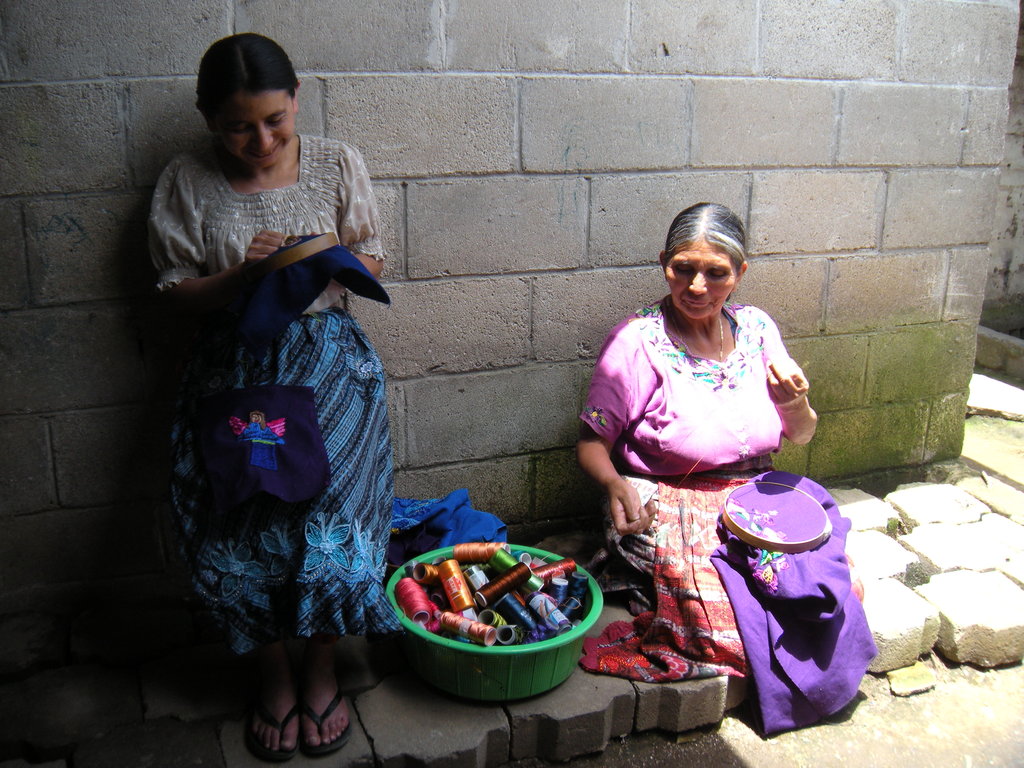 Increase microloan fund for 30 Guatemalan women