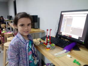 Chicas Click (Girls Robotic Class)