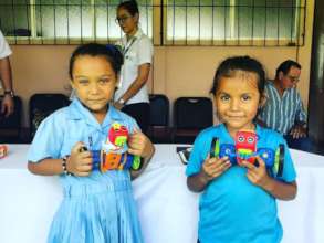 Kindergarden girls in STEAM Sarapiqui, Heredia.