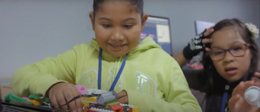 Empower Costa Rican girls in technology & robotics