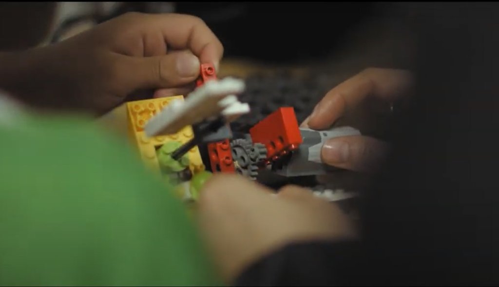 Empower Costa Rican girls in technology & robotics