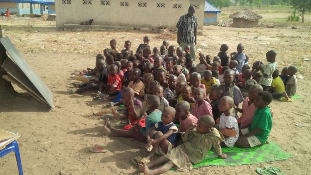 Emergency Classes For 500 IDP Children in Nigeria