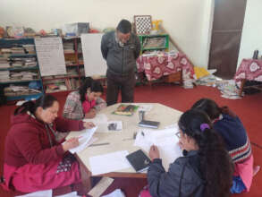 Early years teachers receiving training