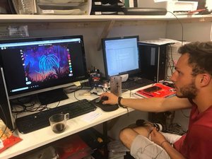 YouMeWe Language in the cloud-Europe