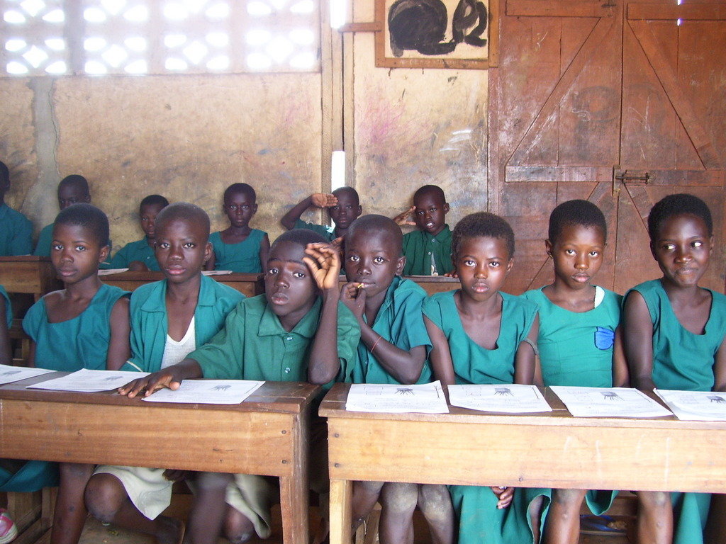 Bicycles, 495 Cocoa Farmers' School Children in Gh