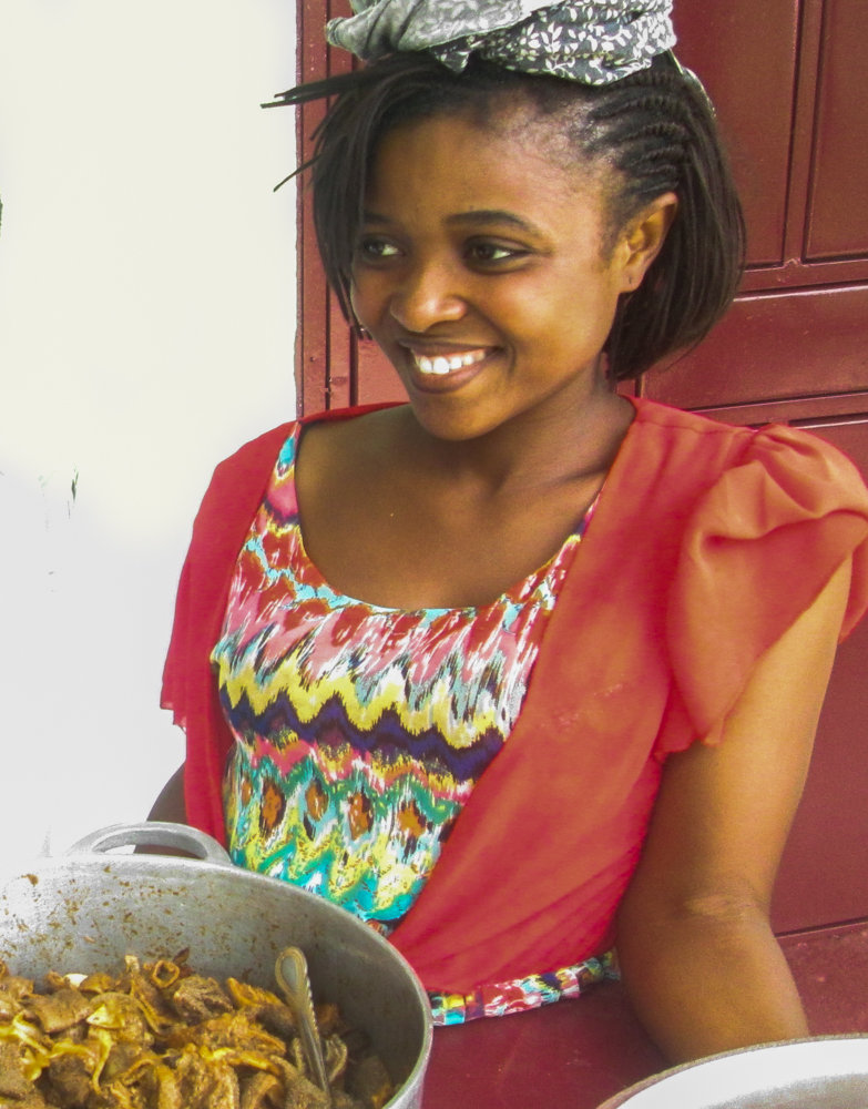 Help 15 displaced women escape poverty with loans