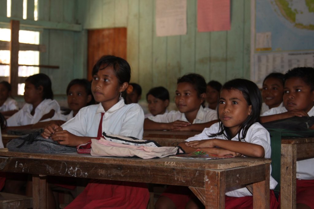 Help Sulawesi school children return to school