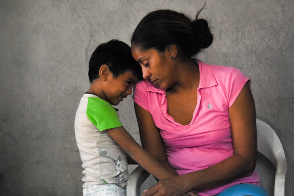 Therapy for ecuadorian children to break the cycle