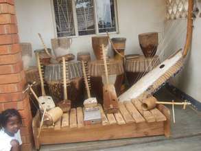 Bitone Troupe Instruments