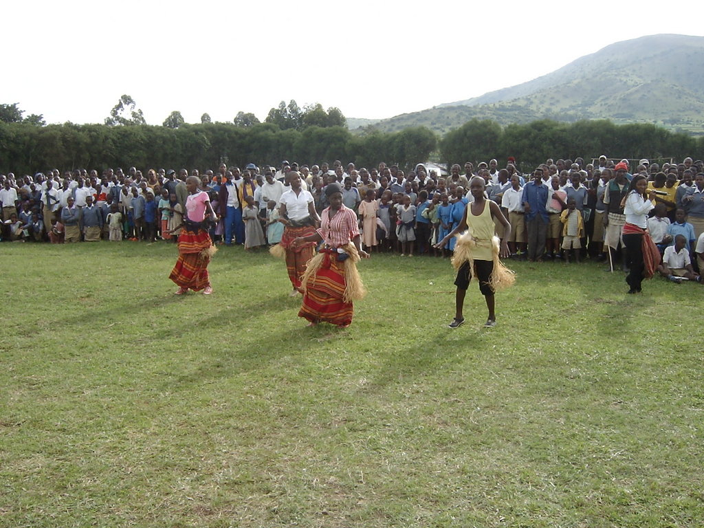 EDUCATE 1000 BOYS AND GIRLS IN RURAL UGANDA