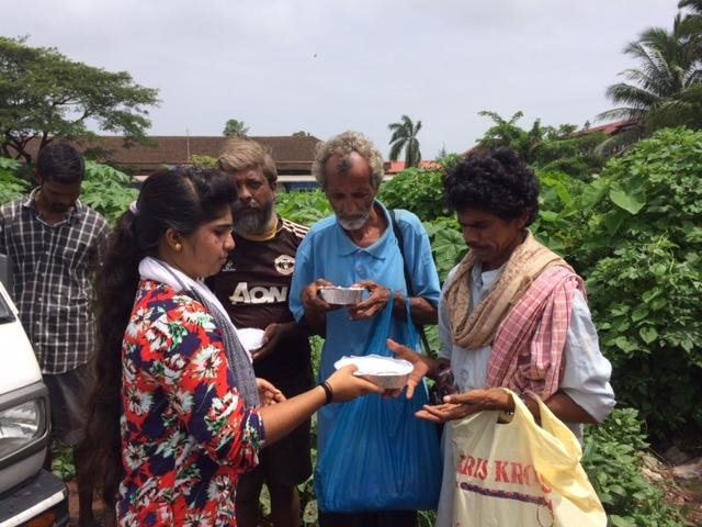 Help India rise against hunger of 1000 people