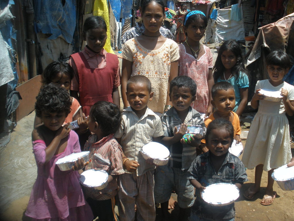 Help India rise against hunger of 1000 people