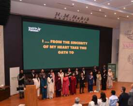 Fellows from the 2024 cohort taking The Pledge