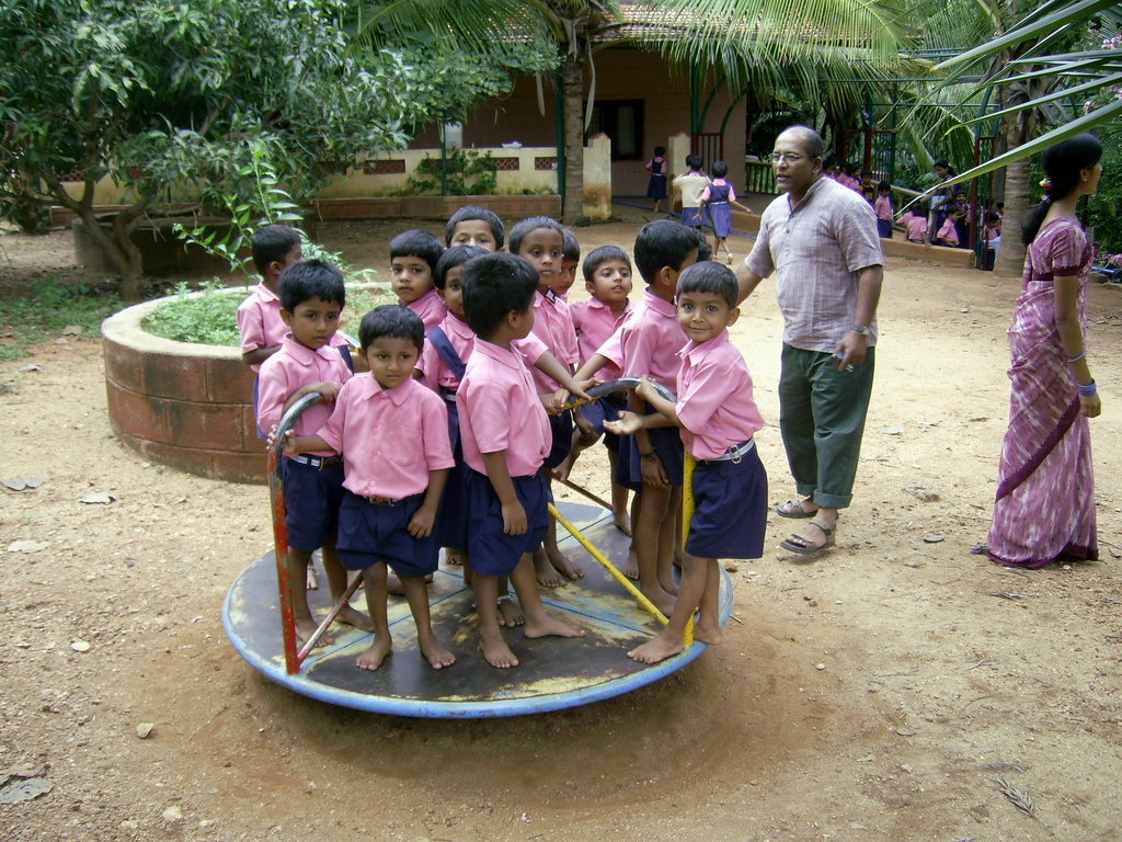 Sponsor children's education in rural India