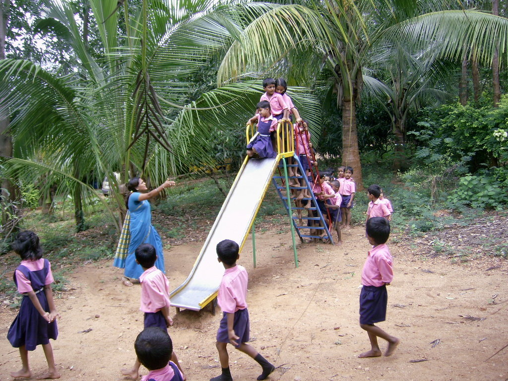 Sponsor children's education in rural India