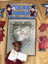 STUDENT AT THE WELCOME ENTRANCE - DOUBLE DIPLOMA