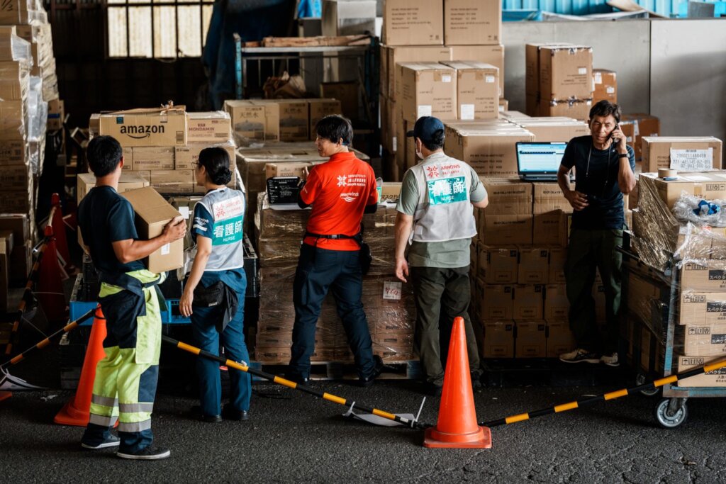Peace Winds warehouse (Photo: Yasuyoshi Chiba)