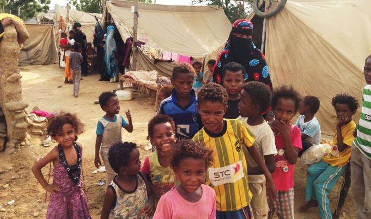 Train and operate 300 displaced women in Yemen