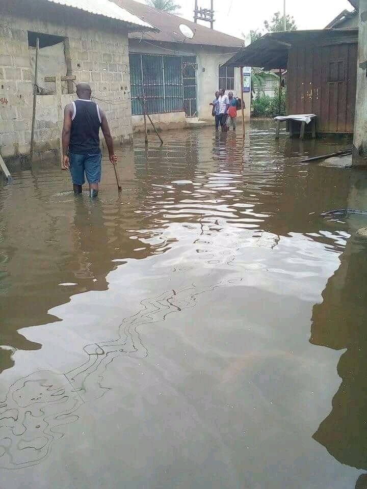 RELIEF TO FLOOD VICTIMS IN DELTA STATE, NIGERIA