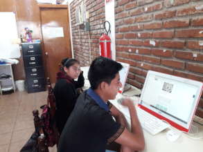 Students of the 8th generation in Tezonapa .